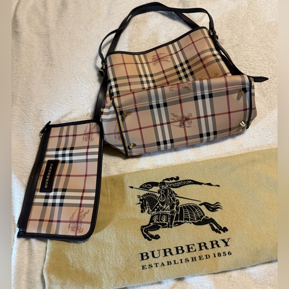 Burberry Haymarket check canterbury
